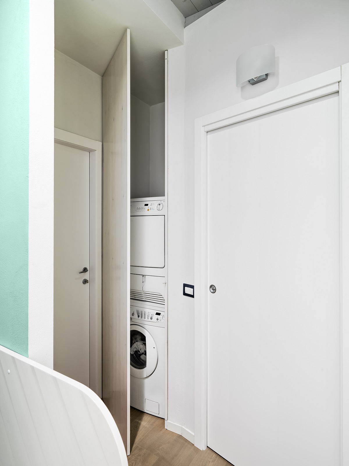 Zalety i wady drzwi ukrytych